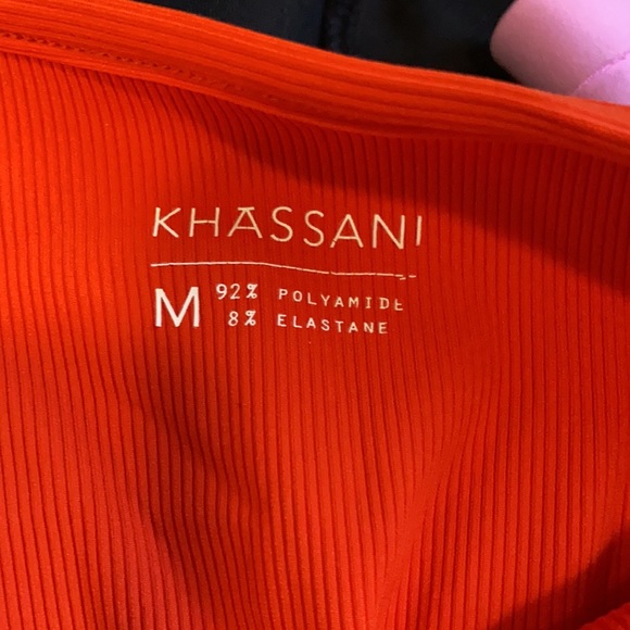 KHASSANI one piece - Picture 4 of 4